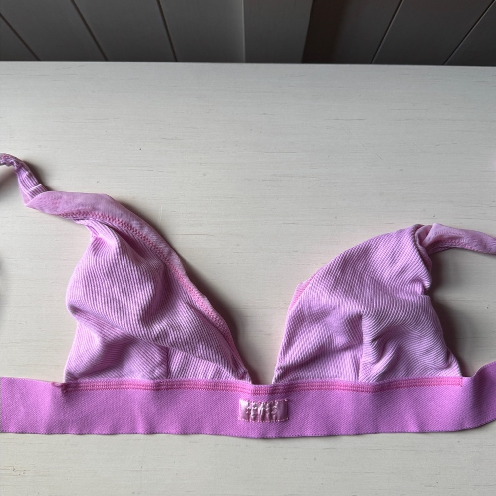 SKIMS Light Pink Women's Bra